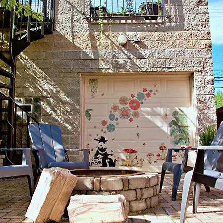 The Banksy-Free Parking -4 Bedroom W King Bed- Firepit Rooftop Near United Center