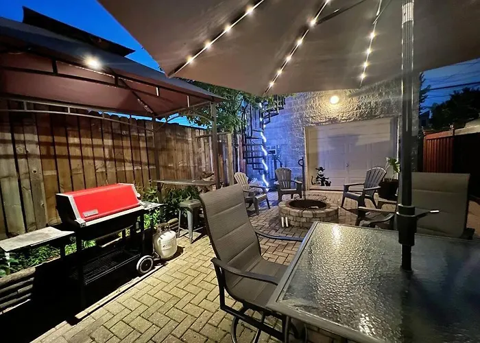 Apartamento The Banksy-free Parking -4 Bedroom W King Bed- Firepit Rooftop Near United Center