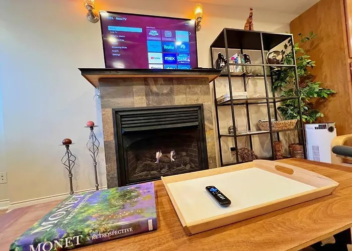 The Banksy-free Parking -4 Bedroom W King Bed- Firepit Rooftop Near United Center Apartamento Chicago