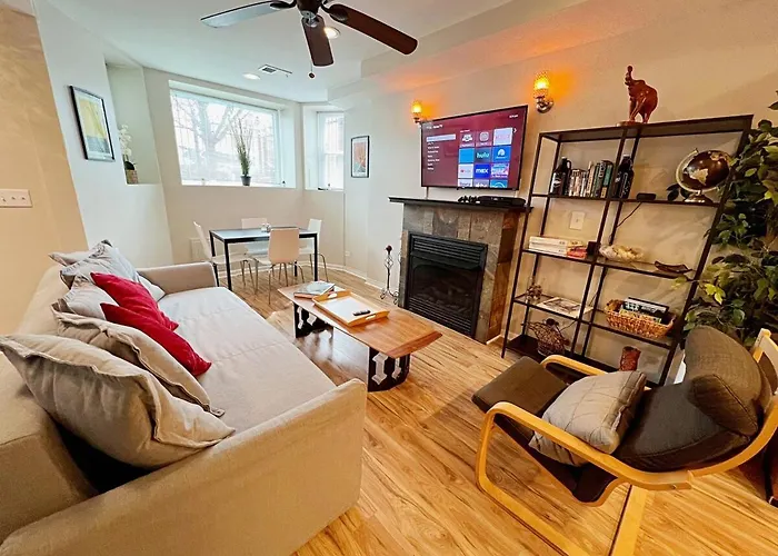 Apartamento The Banksy-free Parking -4 Bedroom W King Bed- Firepit Rooftop Near United Center *