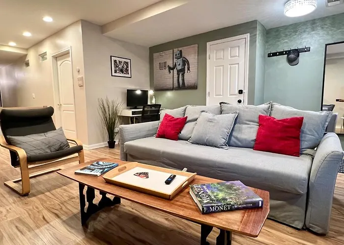 The Banksy-free Parking -4 Bedroom W King Bed- Firepit Rooftop Near United Center Apartamento *