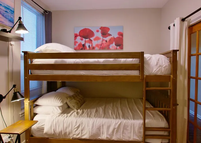 Apartamento The Banksy-free Parking -4 Bedroom W King Bed- Firepit Rooftop Near United Center